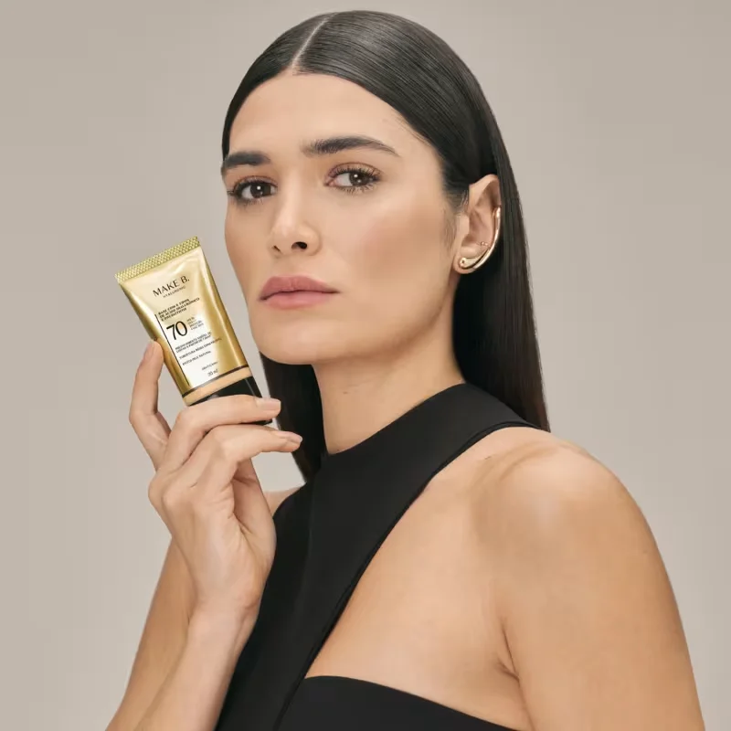 Base Líquida Protetora FPS 70 Make B. Hyaluronic Cor 120N 30ml